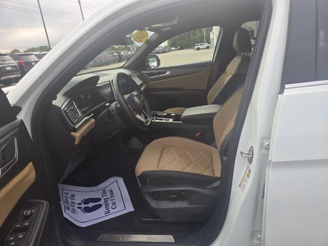 2025 Volkswagen Atlas Cross Sport 2.0T SE w/Technology