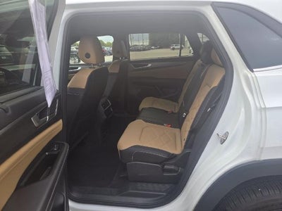 2025 Volkswagen Atlas Cross Sport 2.0T SE w/Technology
