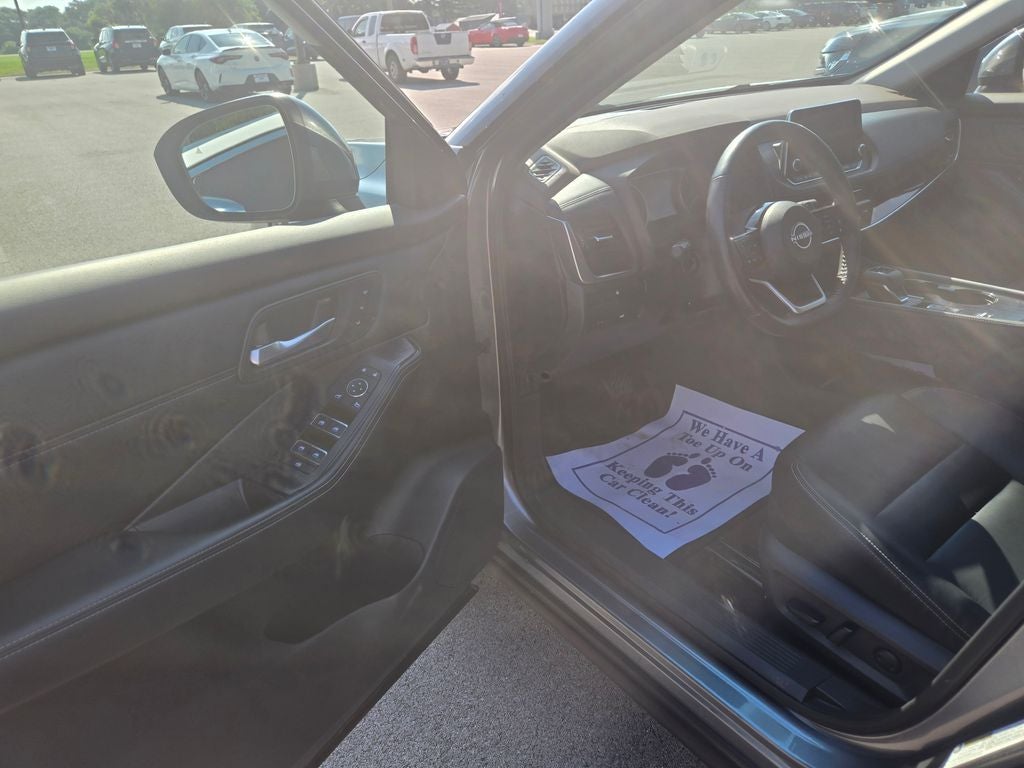 2022 Nissan Rogue SL
