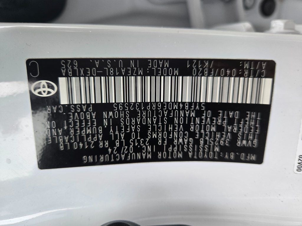 2024 Toyota Corolla LE