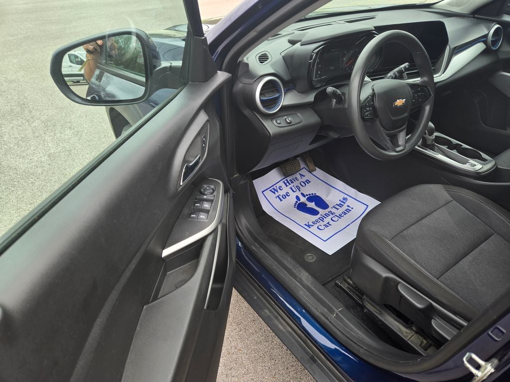 2024 Chevrolet Trax LS