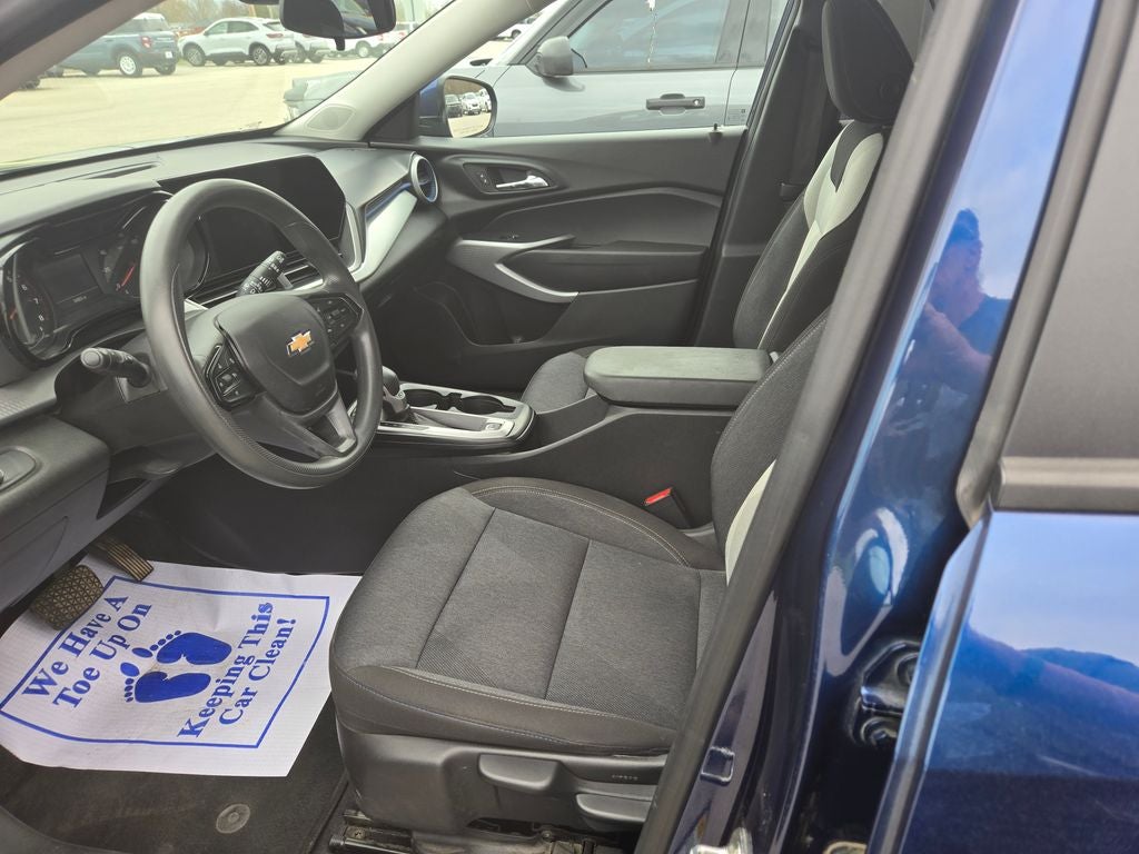 2024 Chevrolet Trax LS