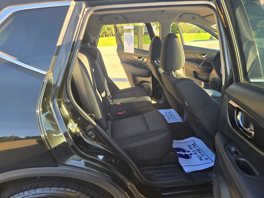 2018 Nissan Rogue SV