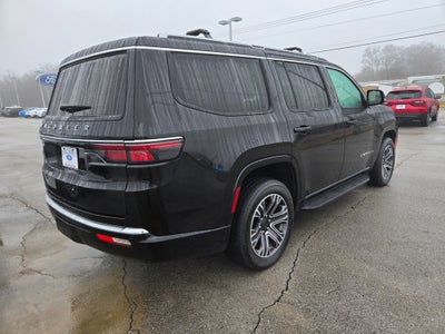 2023 Jeep Wagoneer Base
