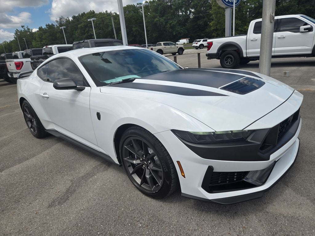 2024 Ford Mustang Dark Horse