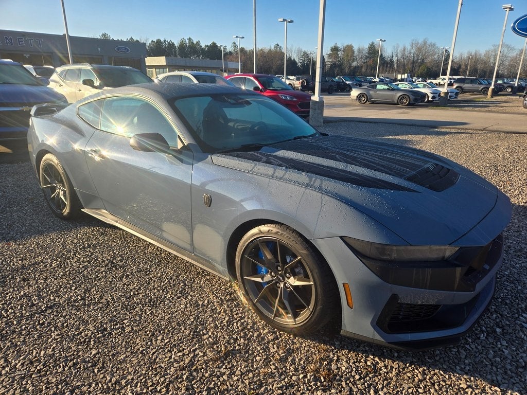 2024 Ford Mustang Dark Horse