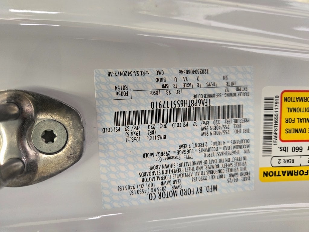 2025 Ford Mustang EcoBoost Premium