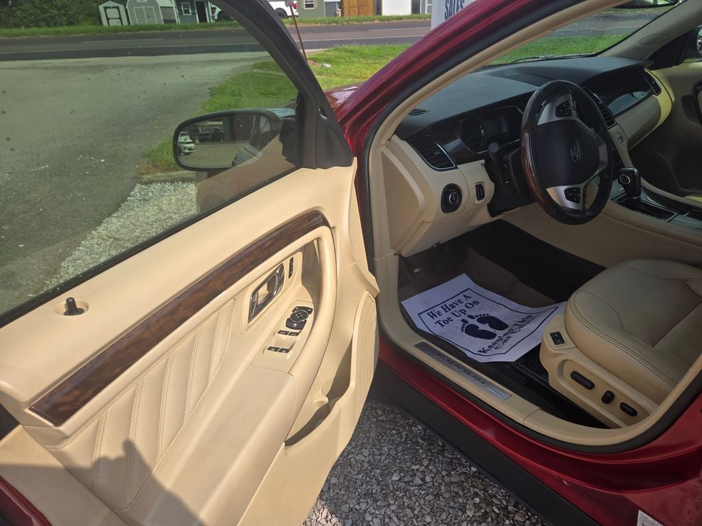 2018 Ford Taurus Limited