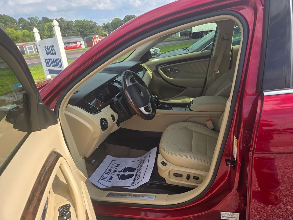 2018 Ford Taurus Limited
