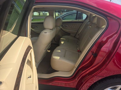 2018 Ford Taurus Limited