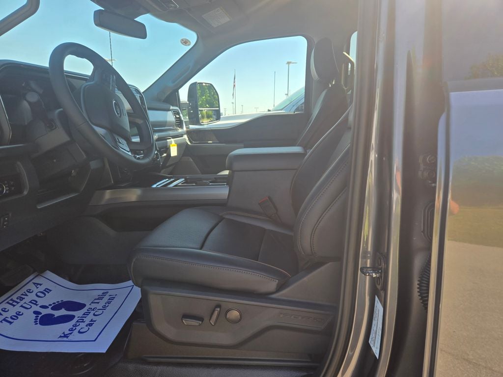 2026 Ford F-450SD DRW