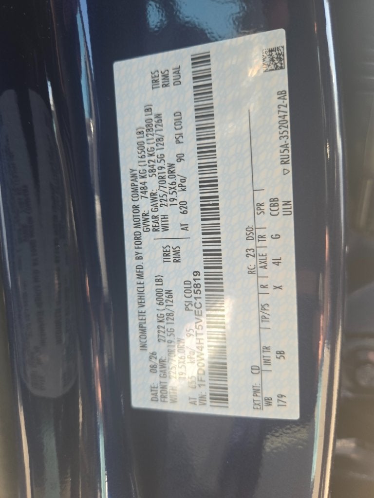 2027 Ford F-450SD Lariat DRW
