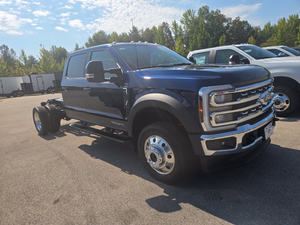 2027 Ford F-450SD Lariat DRW