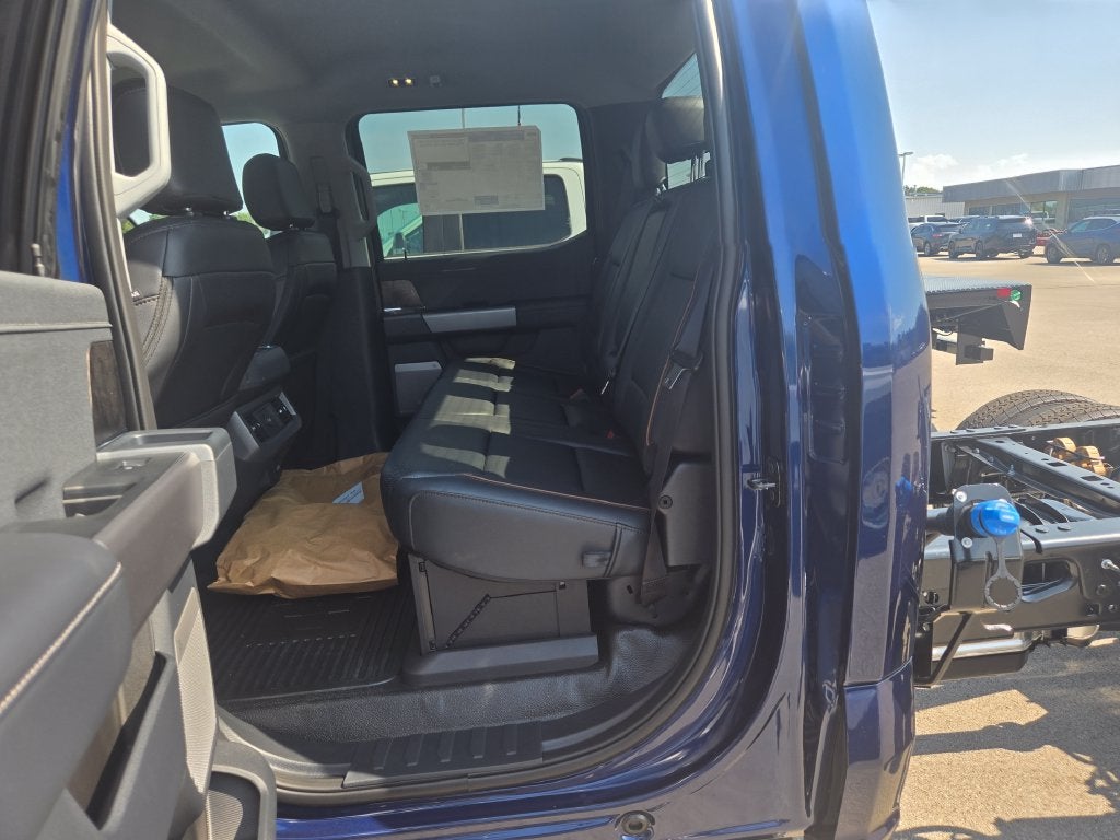 2027 Ford F-450SD Lariat DRW