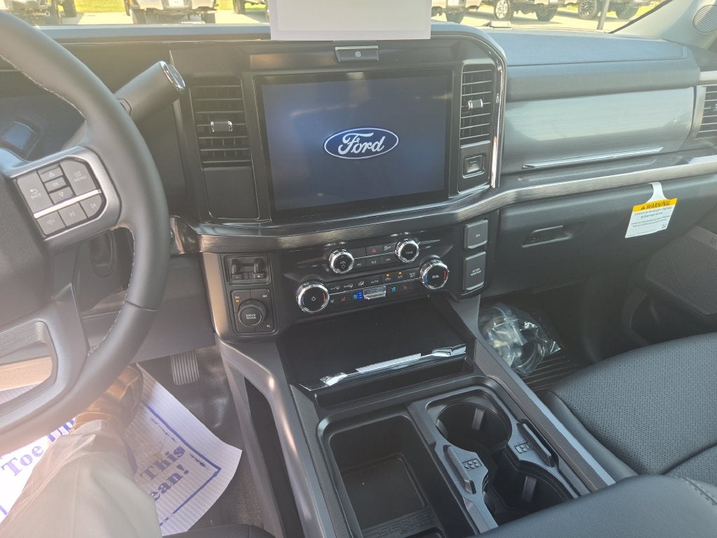 2027 Ford F-450SD Lariat DRW