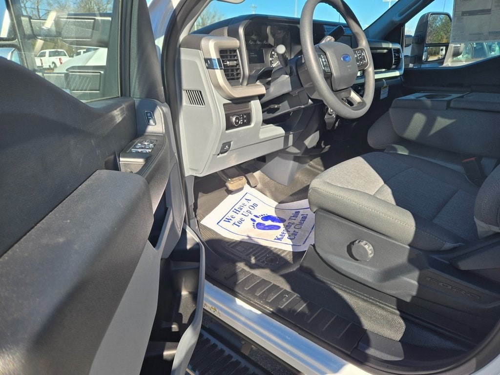2025 Ford F-450SD XL DRW