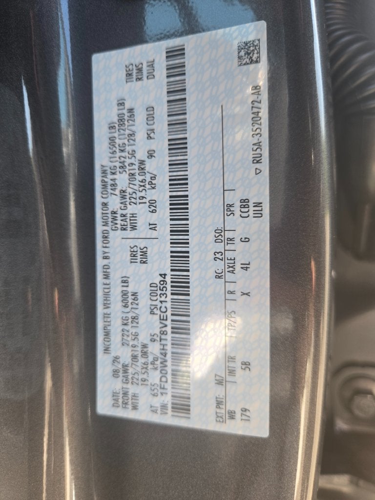 2027 Ford F-450SD Lariat DRW