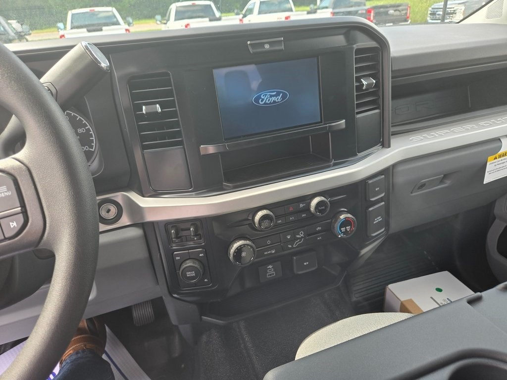 2025 Ford F-350SD XL DRW