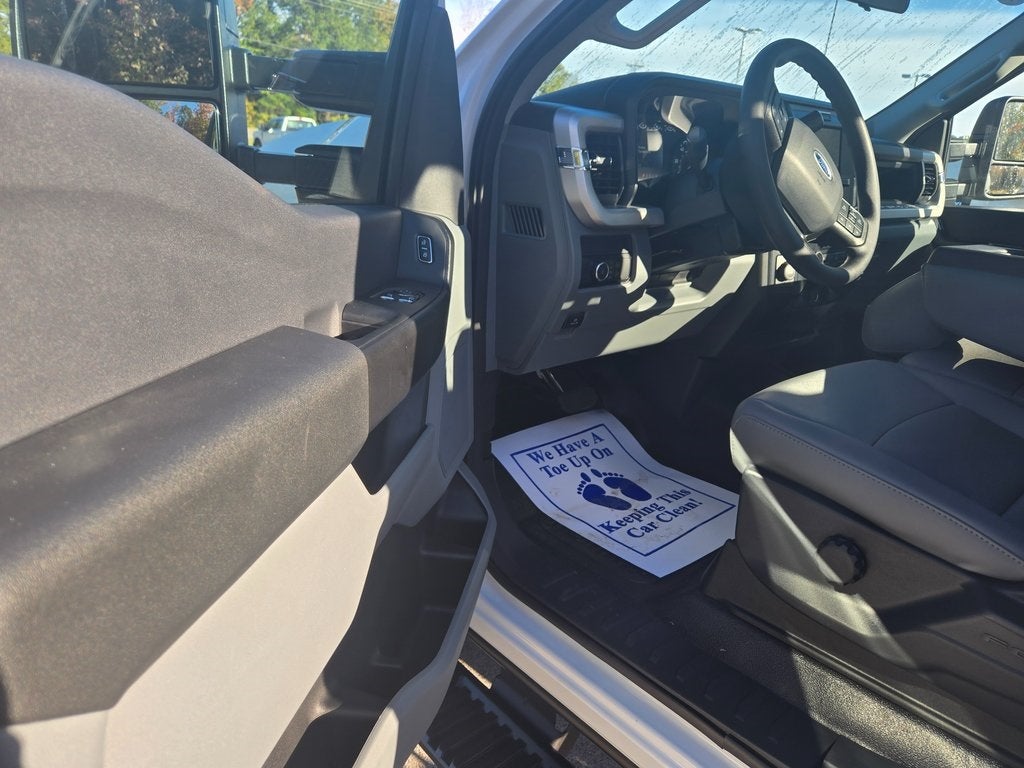 2026 Ford F-350SD XL DRW