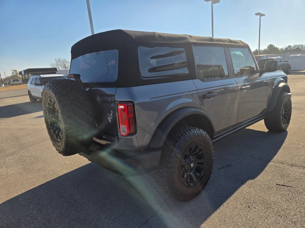 2021 Ford Bronco Base