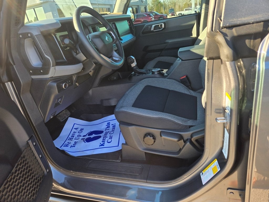 2021 Ford Bronco Base