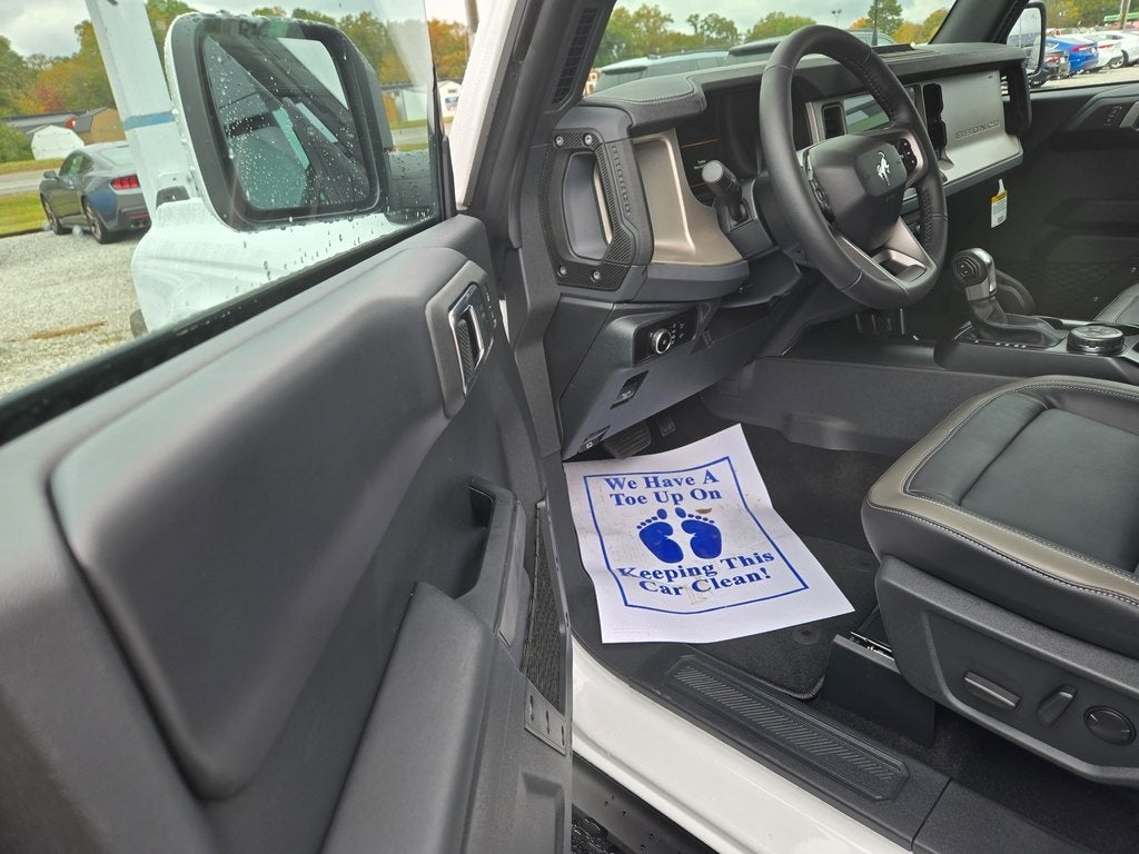 2025 Ford Bronco Outer Banks