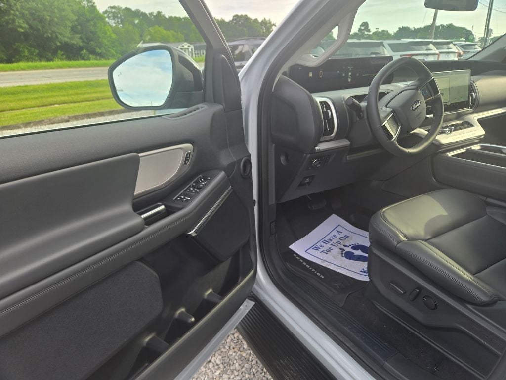 2026 Ford Expedition Max Active