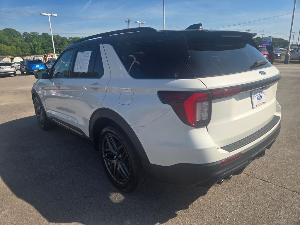 2025 Ford Explorer ST