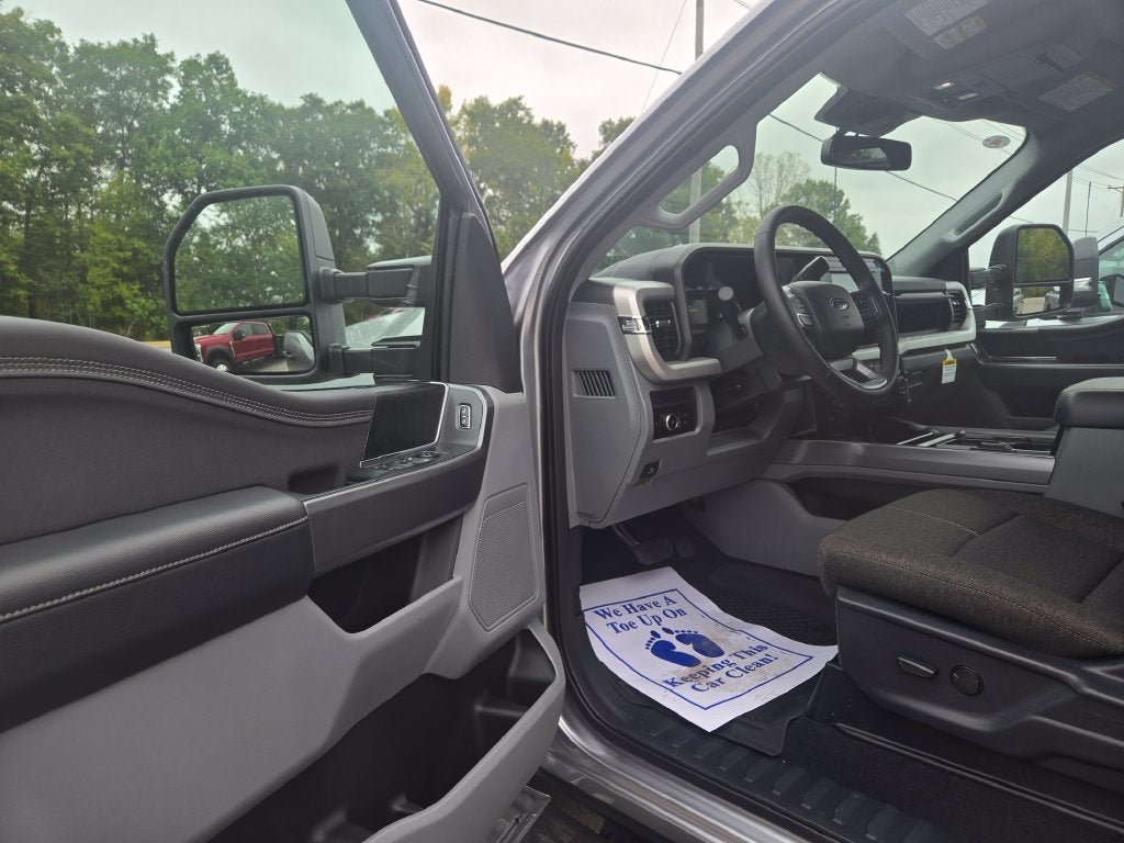 2027 Ford F-250SD XLT
