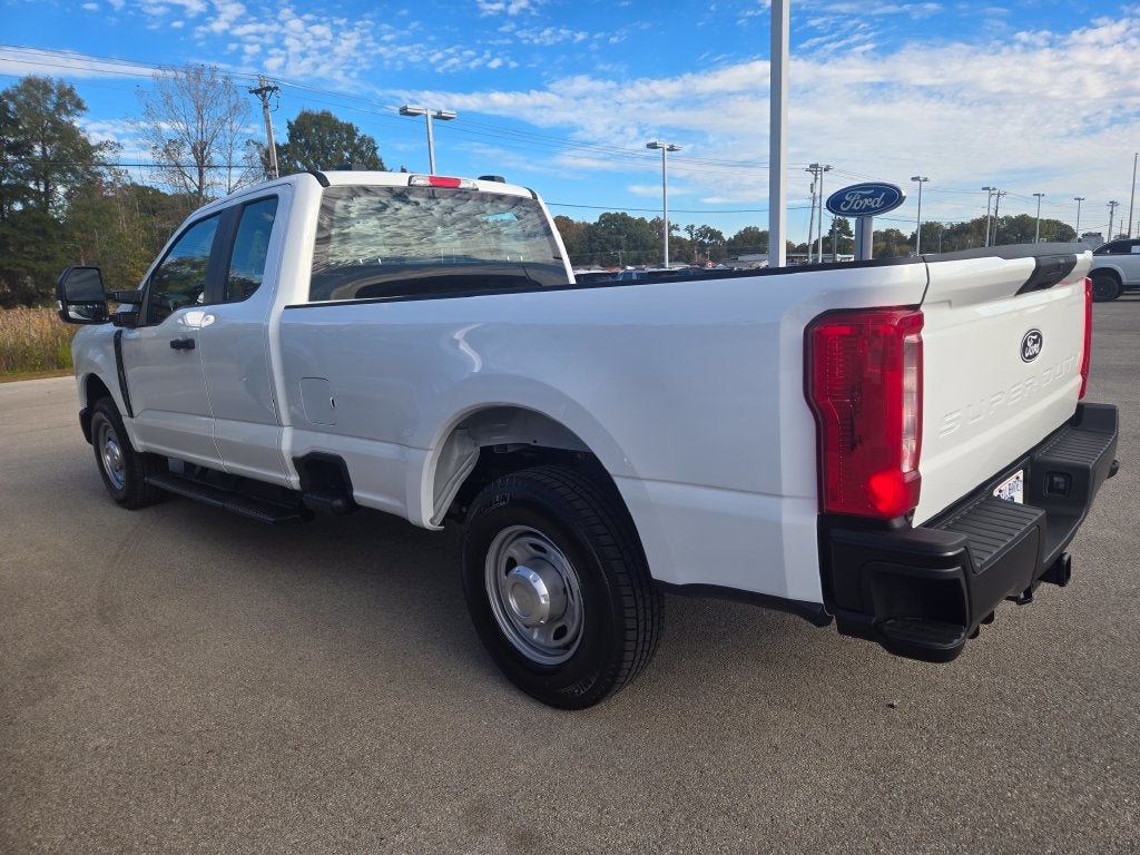 2027 Ford F-250SD XL