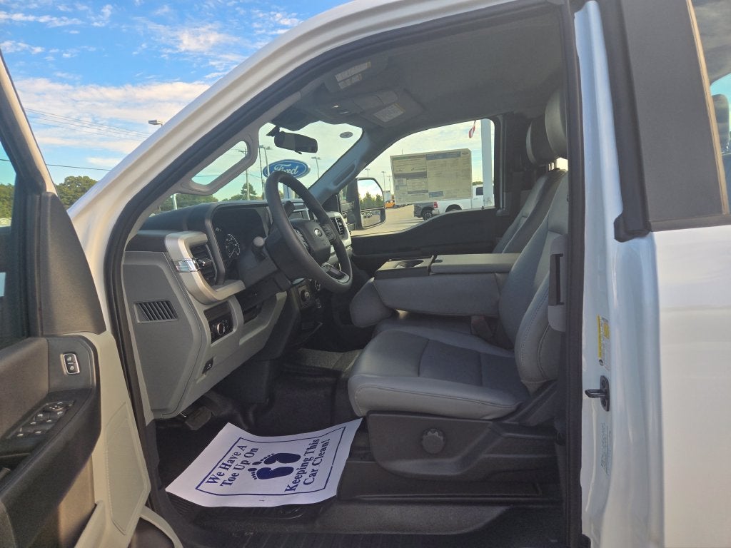 2027 Ford F-250SD XL