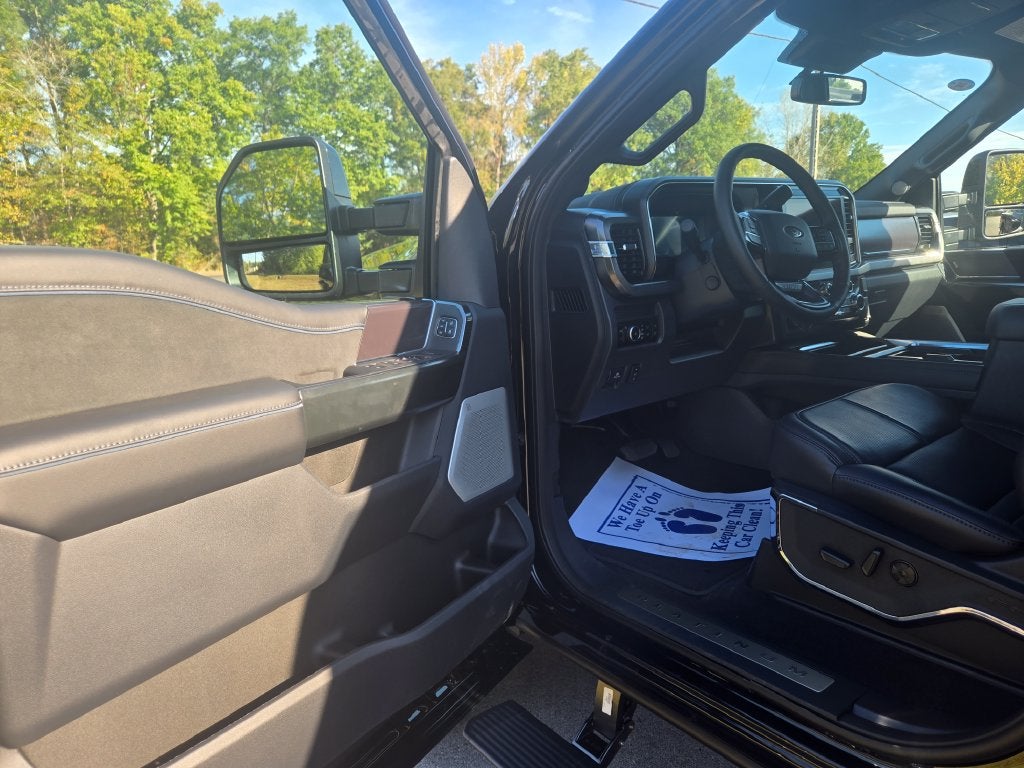 2027 Ford F-250SD Platinum