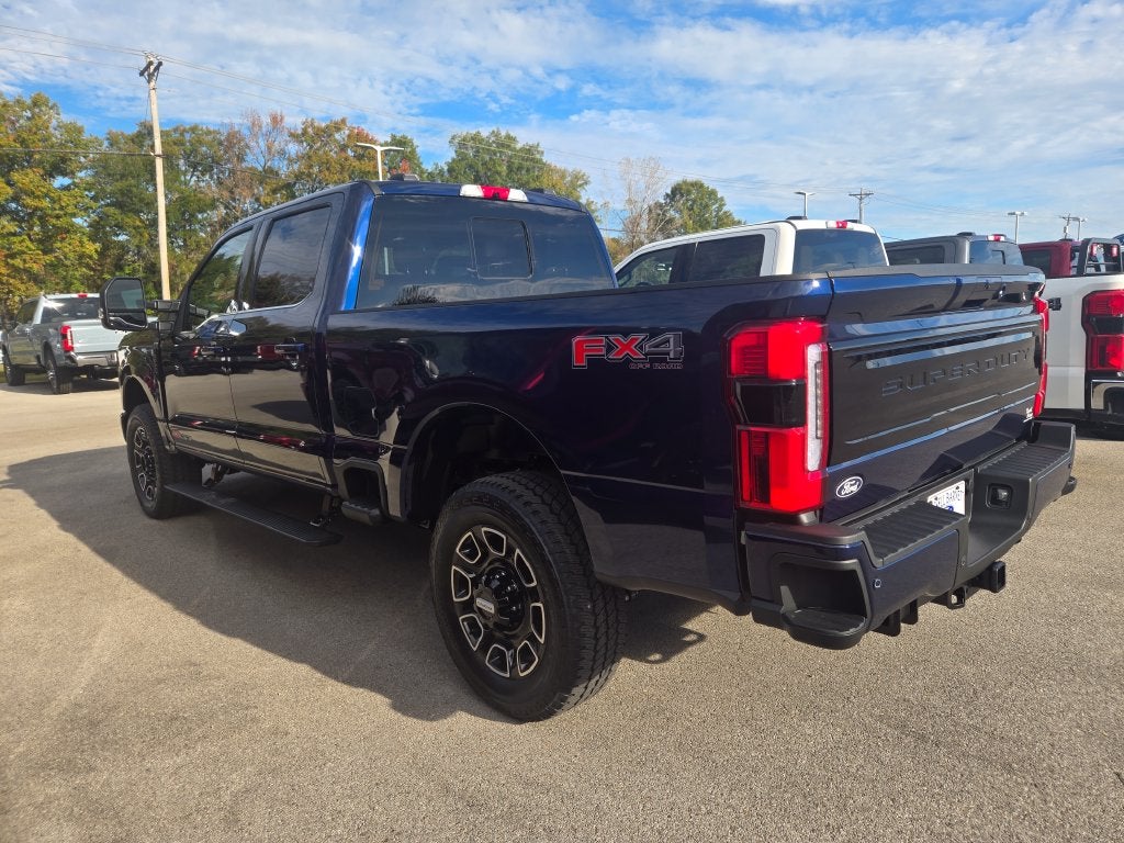 2027 Ford F-250SD XLT