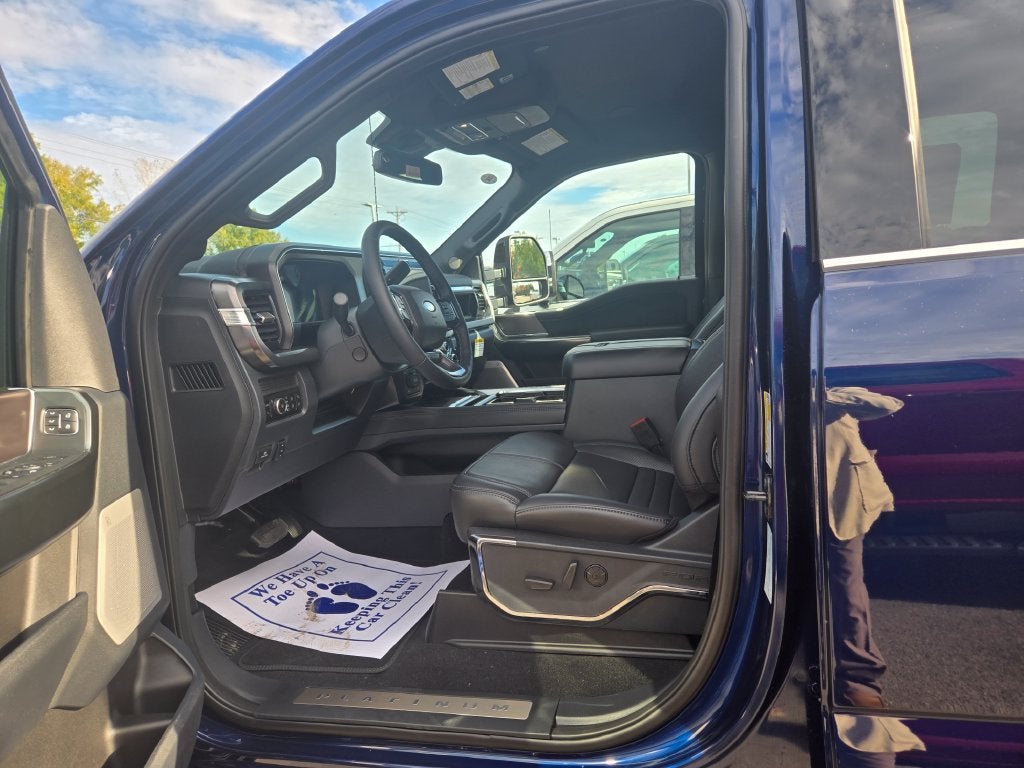 2027 Ford F-250SD XLT