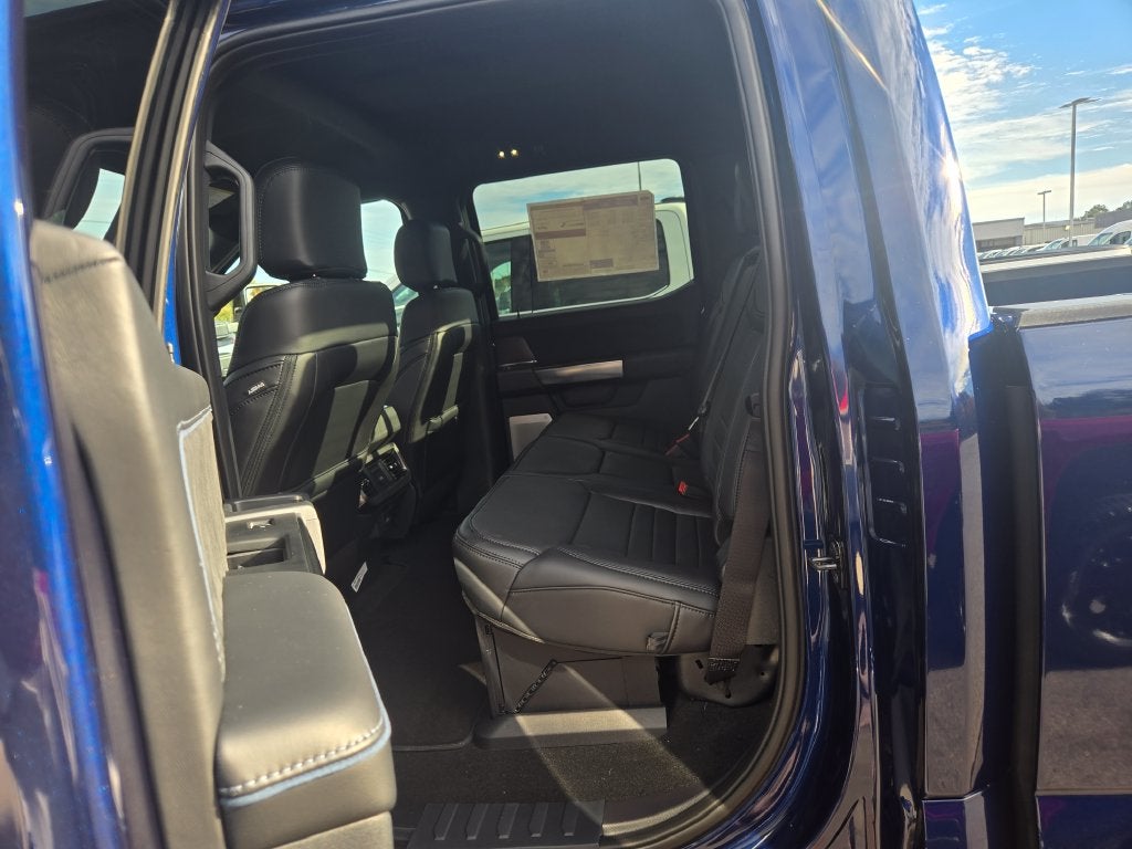 2027 Ford F-250SD XLT