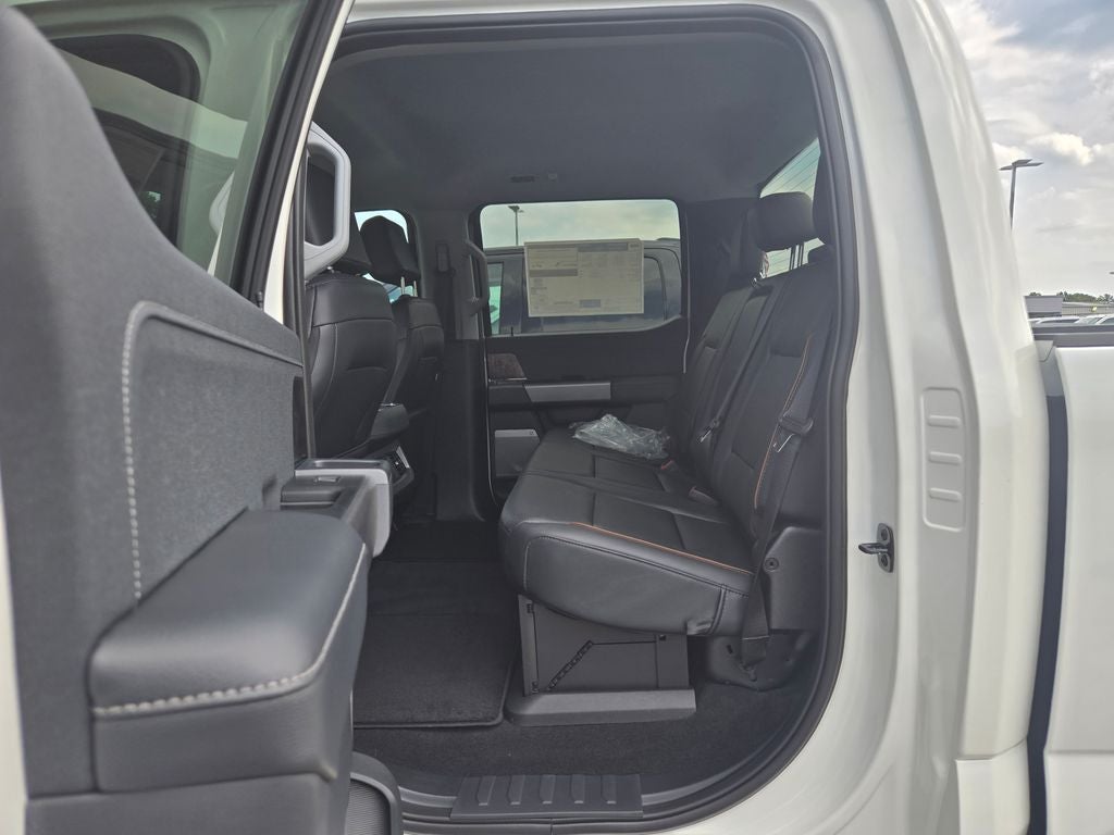 2027 Ford F-250SD F250 4X4 CREW/C