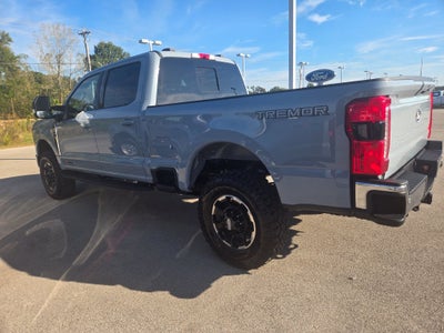 2027 Ford F-350SD Lariat