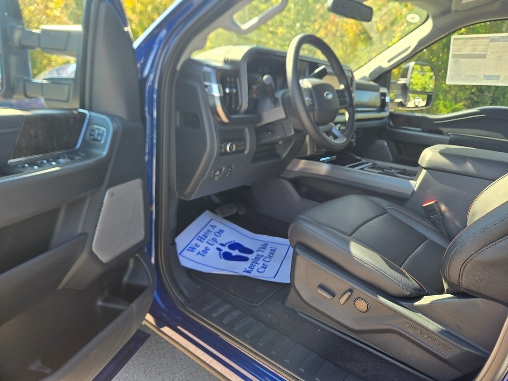 2026 Ford F-350SD Lariat