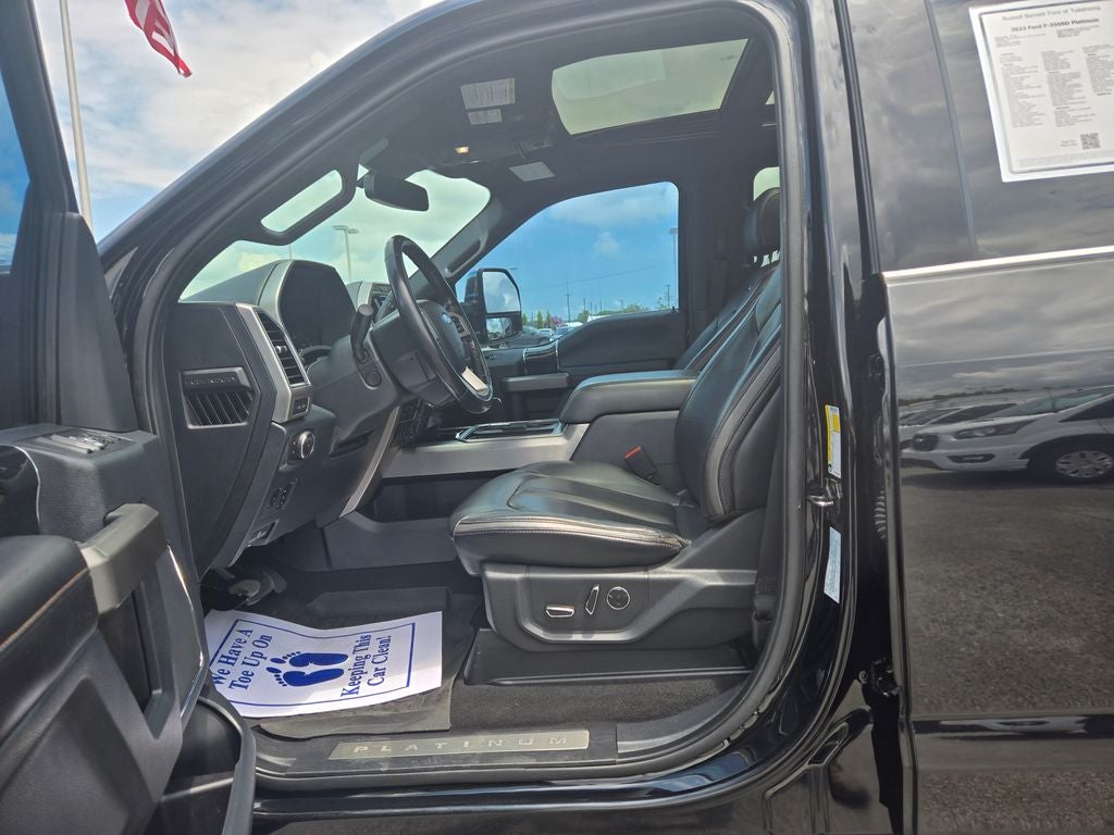 2022 Ford F-350SD Platinum