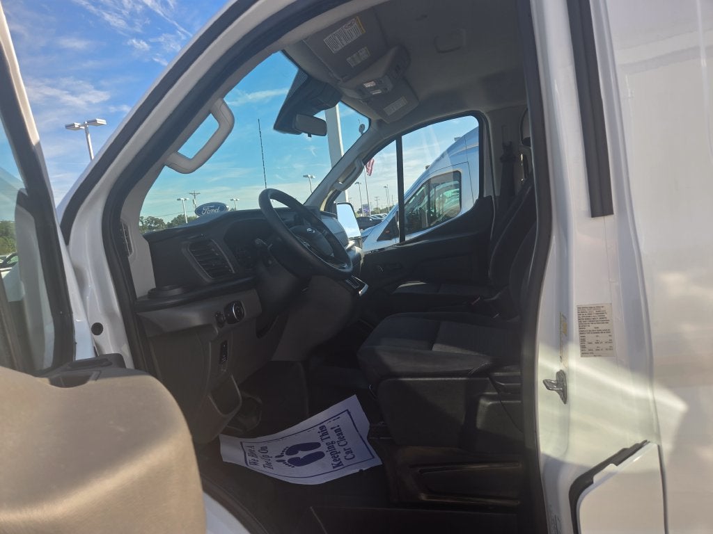 2025 Ford Transit-250 Base