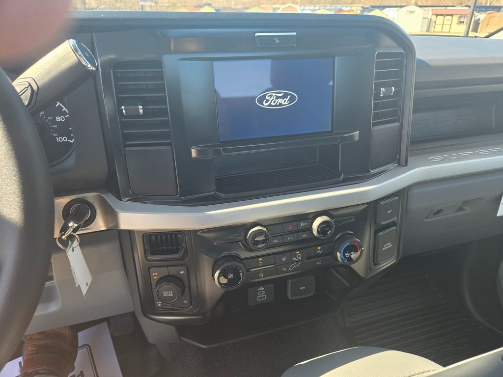 2025 Ford F-350SD XL