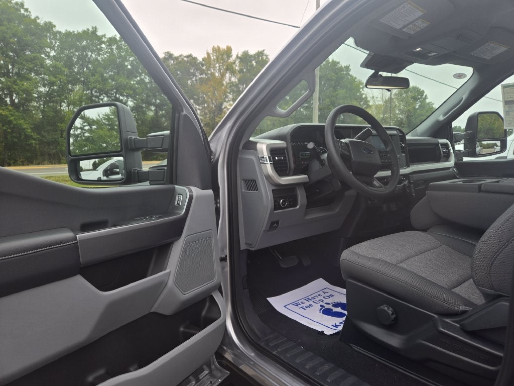 2027 Ford F-350SD XL