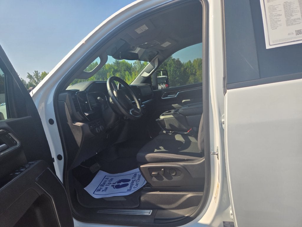 2025 Chevrolet Silverado 3500HD LT