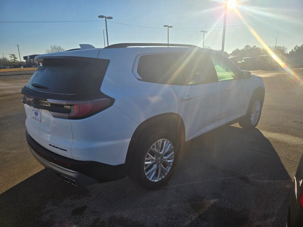 2024 GMC Acadia Elevation