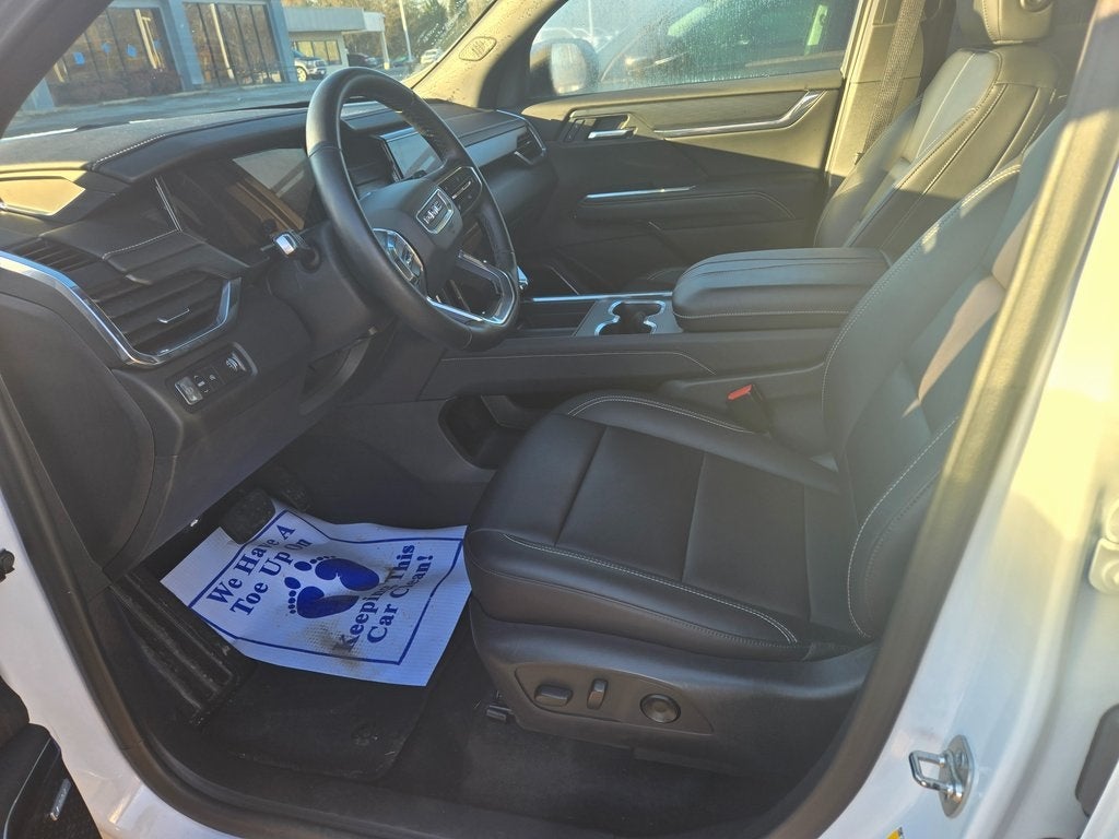 2024 GMC Acadia Elevation