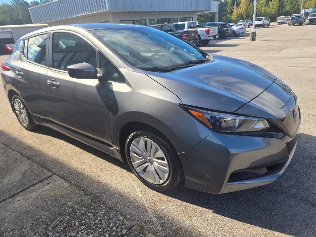 2023 Nissan Leaf S