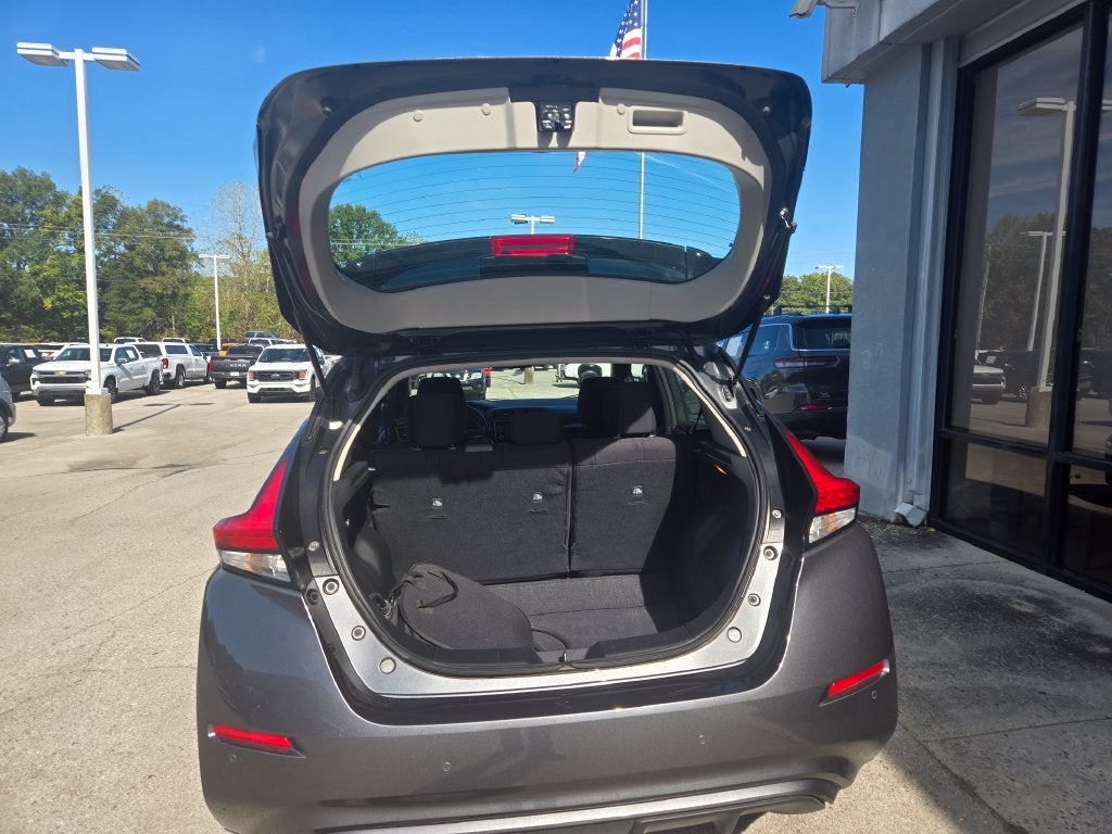 2023 Nissan Leaf S