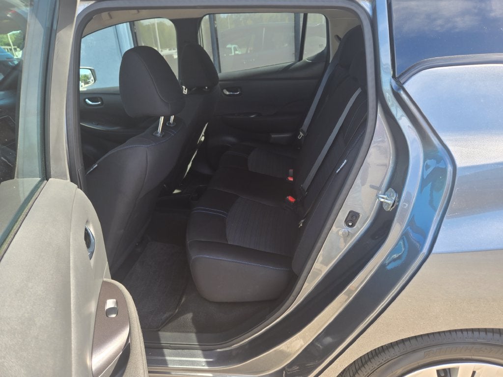 2023 Nissan Leaf S