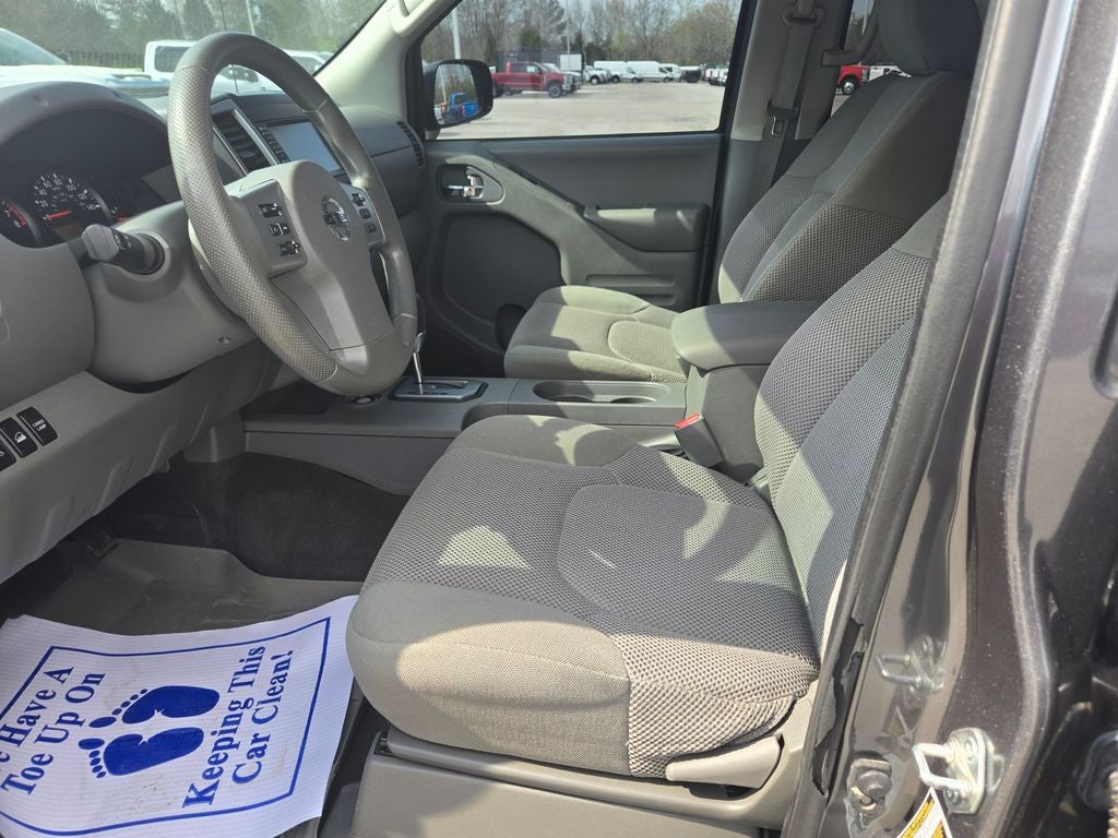 2021 Nissan Frontier SV