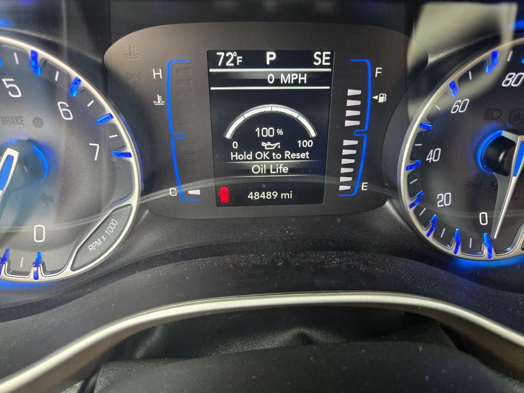 2023 Chrysler Voyager LX